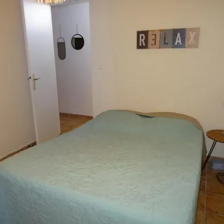 Maison Hyeres, 4 Pieces, 6 Personnes - Fr-1-335-104 Vakantiehuis *